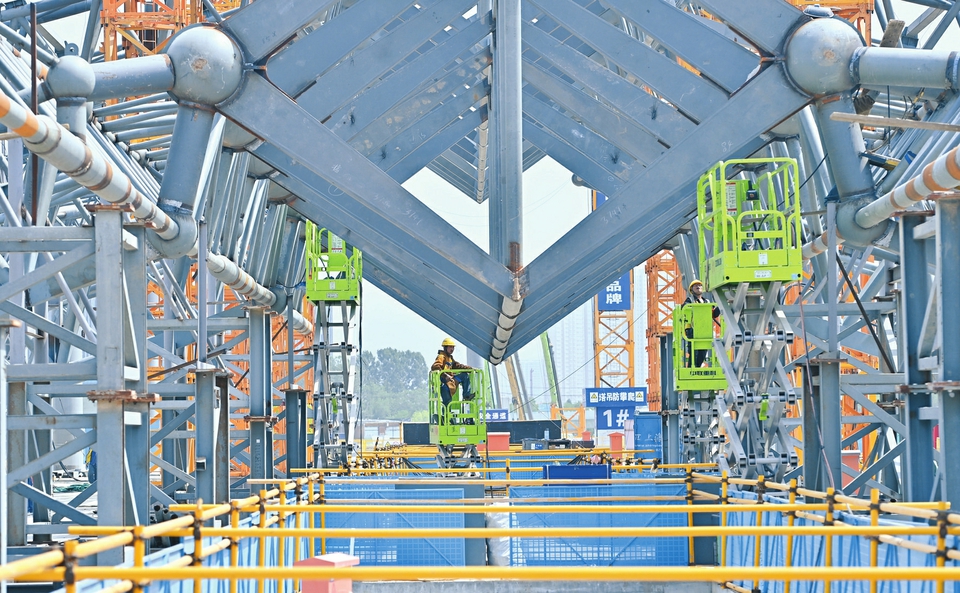 建筑面積40萬平方米，鋼結(jié)構(gòu)助力太原機(jī)場三期改擴(kuò)建工程！