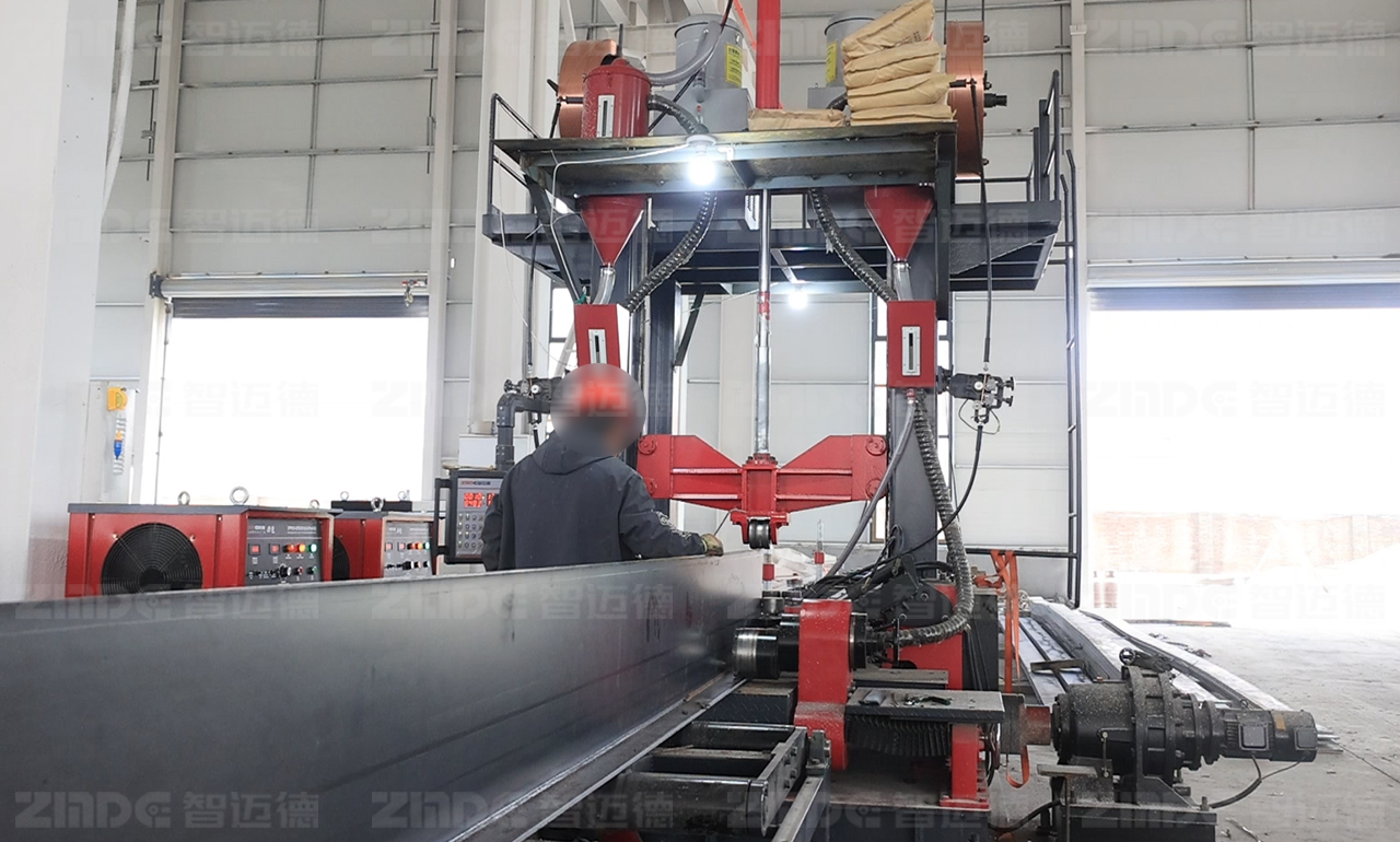 少人工、高效率、優品質，這臺組焊矯一體成鋼構生產新選擇